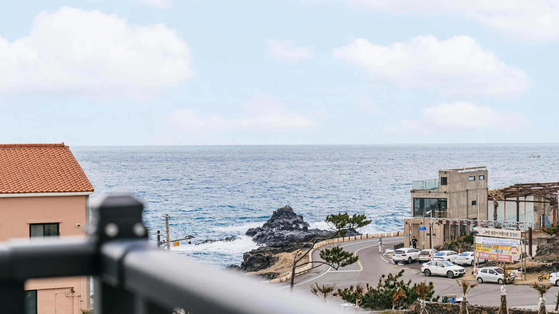Ddosi Aewol Pool Villa Jeju South Korea